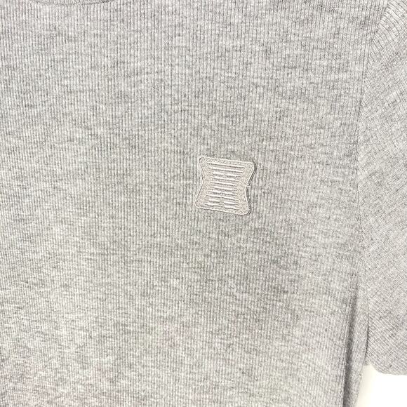 Savage X Fenty Gray Crew Neck Short Sleeve Ribbed Tshirt Size 1X - Picture 3 of 7